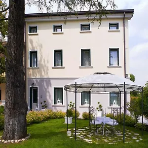 Le Tre Corti Italien